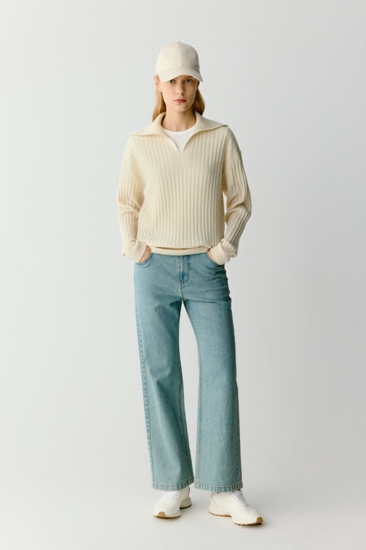 V-neck cashmere jumper