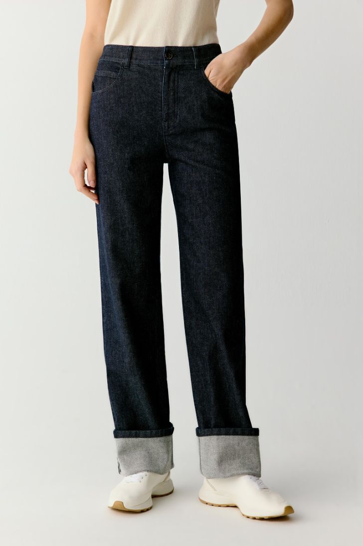 Straight leg stretch denim jeans