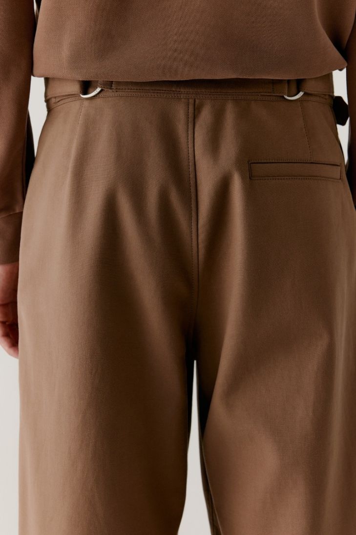 Loose-fit belted cotton trousers