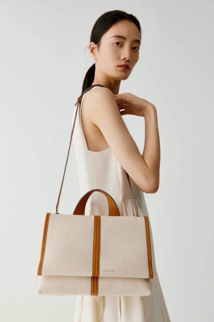 Slit Large canvas and leather bag