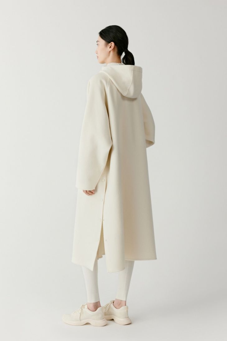Manteau long à capuche en laine double face