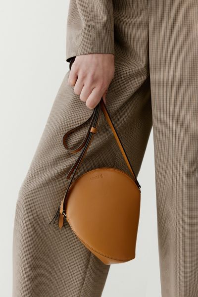 Seed Small smooth leather bag