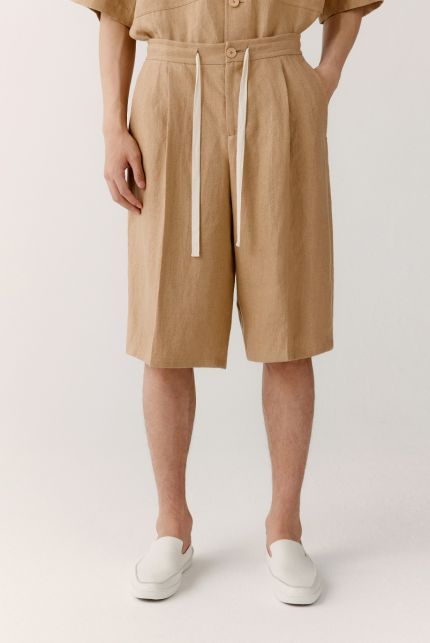Loose-fit hemp shorts 