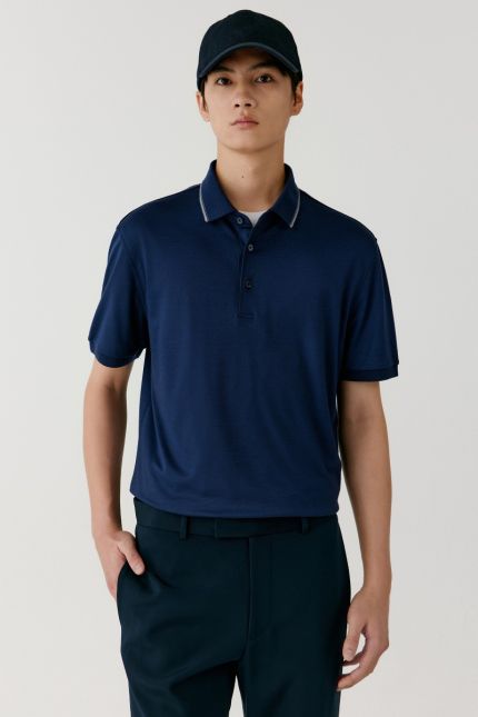 Wool polo shirt with a contrasting collar