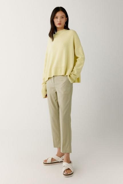 Long-sleeved cashmere yellow sweater 