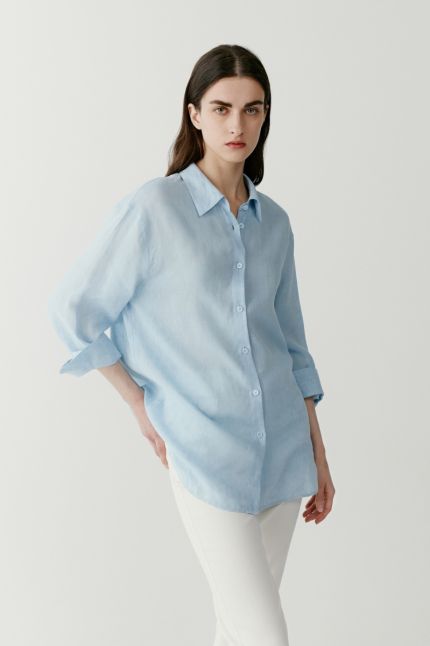 Loose-fit linen shirt