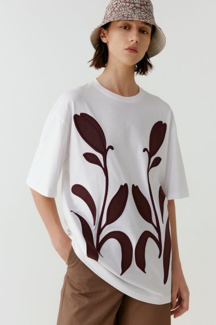 Embroidered loose-fit t-shirt