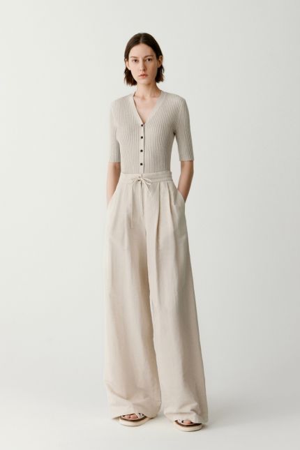Pleated linen, silk and cotton twill trousers