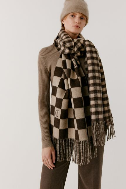 Camel blend wool double-faced pattern scarf