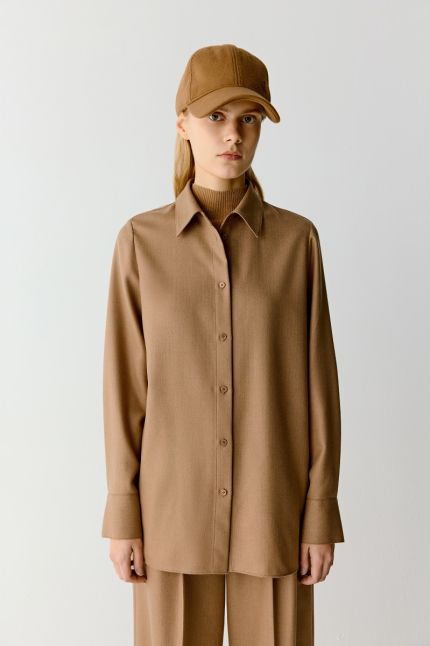 Straight camel wool shirt