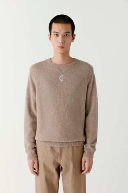 Cashmere jumper with embroidered logo